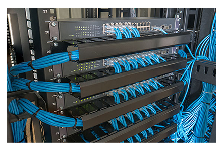 Network switches with cabling